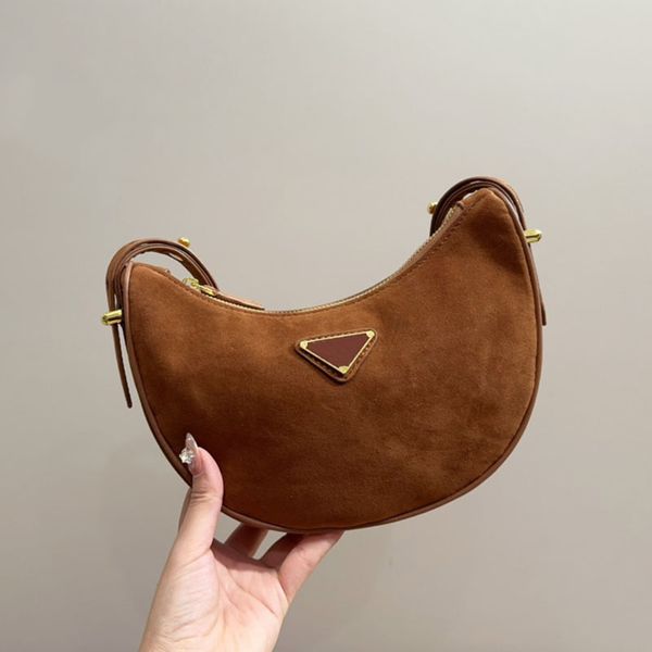 Designers bags Women Luxurys Waist bag Retro Bags Chest bag Shoulder Bags Classic Armpit bag Handbags Tote Crossbody Zip Closure Women Hobo Fortune Bag13m, Brown
Designers bags Women Luxurys Waist bag Retro Bags Chest bag Shoulder Bags Classic Armpit bag Handbags Tote Crossbody Zip Closure Women Hobo Fortune Bag13m, Brown