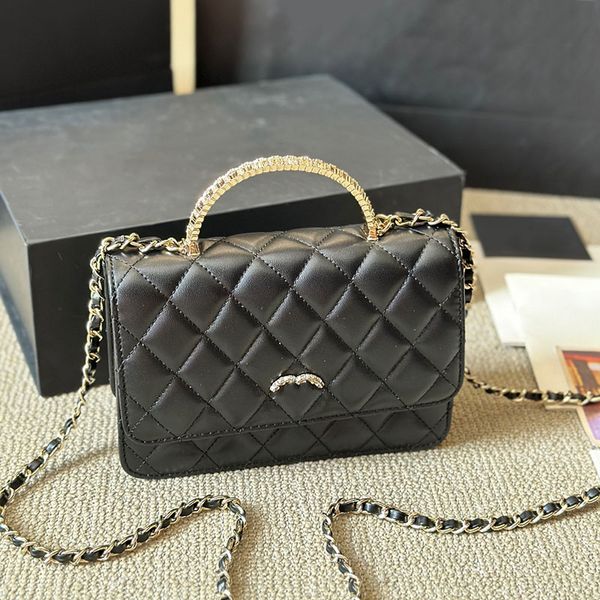 Woc Designer Ladies Leather Shoulder Bag Cowhide Diamond Gold Hardware Metallic Buckle Luxury Handbag Matilas Chain Cross-Body Bag Makeup Bag Envelope Bag 20cm, Black
Woc Designer Ladies Leather Shoulder Bag Cowhide Diamond Gold Hardware Metallic Buckle Luxury Handbag Matilas Chain Cross-Body Bag Makeup Bag Envelope Bag 20cm, Black