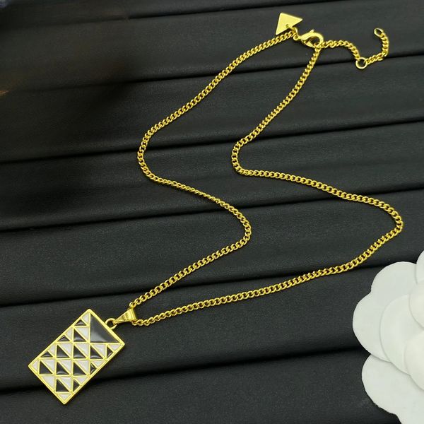 Designer Pendant Necklace Women Necklace Luxury Jewelry Designed Chain Wedding Party Jewelry Gifts
Designer Pendant Necklace Women Necklace Luxury Jewelry Designed Chain Wedding Party Jewelry Gifts