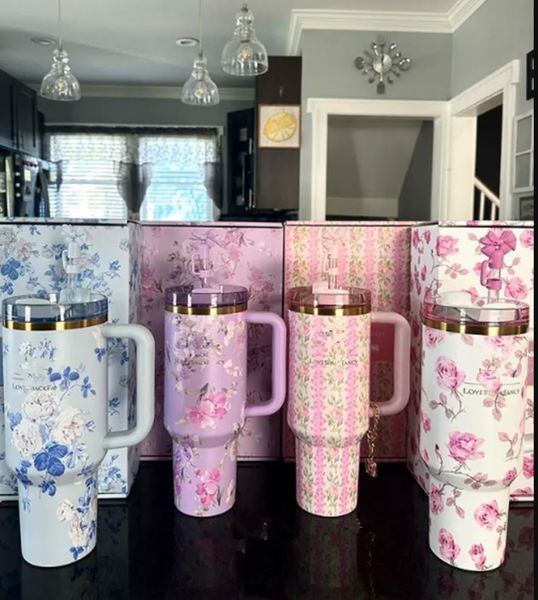 US stock DHL LOVE Barbi H2.0 40oz TUMBLER Pink Rose Blue Magnolia Mug 80's Peaches N' with Silicone Handle Lid and Straw Cups Mugs Target water bottles GG0924, Multi-color
US stock DHL LOVE Barbi H2.0 40oz TUMBLER Pink Rose Blue Magnolia Mug 80's Peaches N' with Silicone Handle Lid and Straw Cups Mugs Target water bottles GG0924, Multi-color