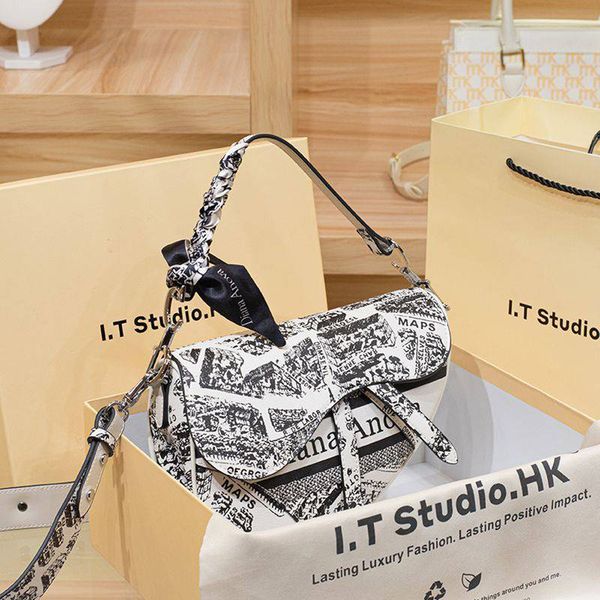 Hot Designer Bag Saddle Bag Shoulder Bag Tote bag Fashion Handbag Ladies Crossbody Bag Top Quality Bag For Woman Casual Wallet Luxury Leather Purse Evening Bag, #5 contact customer service
Hot Designer Bag Saddle Bag Shoulder Bag Tote bag Fashion Handbag Ladies Crossbody Bag Top Quality Bag For Woman Casual Wallet Luxury Leather Purse Evening Bag, #5 contact customer service