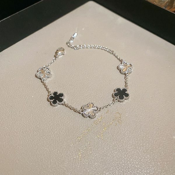 Bracelet For Women Luxury Designer Bracelets 18K Gold Silver Plate Charm Chain Wedding jewelry Gift Party
Bracelet For Women Luxury Designer Bracelets 18K Gold Silver Plate Charm Chain Wedding jewelry Gift Party