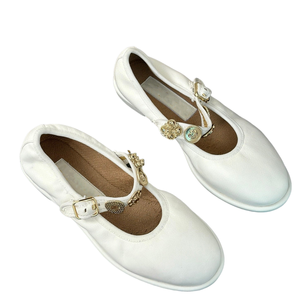 Women shoes Luxury shoes designer shoes Top quality Classic Sequined Mary Jane shoe Round toes Flat loafers Ballet flats with strap leather Casual shoes, Color1
Women shoes Luxury shoes designer shoes Top quality Classic Sequined Mary Jane shoe Round toes Flat loafers Ballet flats with strap leather Casual shoes, Color1