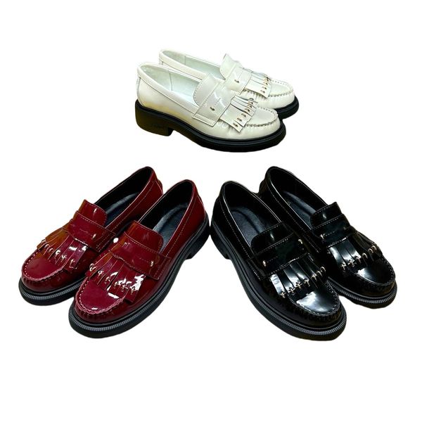 Women shoes designer shoes Dress Shoes Loafers Fall Fashion Leather Ringer All-match Small Logo Leather Shoes High-quality Single Foot Metal shoes luxury shoes, Color1
Women shoes designer shoes Dress Shoes Loafers Fall Fashion Leather Ringer All-match Small Logo Leather Shoes High-quality Single Foot Metal shoes luxury shoes, Color1