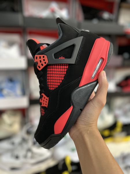 LKSS Jason High Quality Sneaker Mens Basketball Shoes Military Black Cat Lighing Canyon Purple Red Thunder Sail Bred Cool Grey Outdoor Women Men Trainers Sports 007
LKSS Jason High Quality Sneaker Mens Basketball Shoes Military Black Cat Lighing Canyon Purple Red Thunder Sail Bred Cool Grey Outdoor Women Men Trainers Sports 007