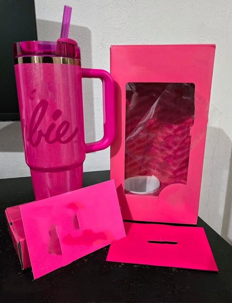 US STOCK pink loveshackfancy Mugs Black Chroma H2.0 40oz Stainless Steel Tumbler Cups with Silicone Handle, Lid and Straw for Valentine's Day Gift, Water Bottle, Multi-color
US STOCK pink loveshackfancy Mugs Black Chroma H2.0 40oz Stainless Steel Tumbler Cups with Silicone Handle, Lid and Straw for Valentine's Day Gift, Water Bottle, Multi-color