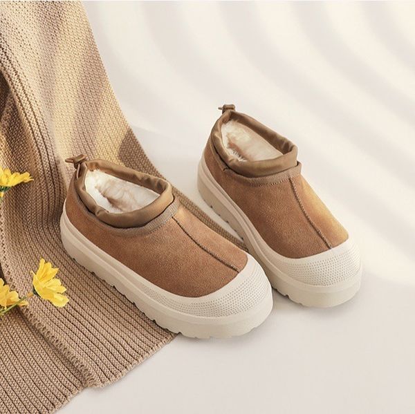 2024 New Tasman cowhide snow boots for women, the same style with plush wool short boots, waterproond height increasing thick soled cotton shoes
2024 New Tasman cowhide snow boots for women, the same style with plush wool short boots, waterproond height increasing thick soled cotton shoes