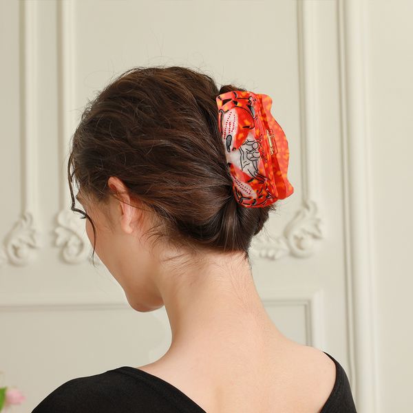New crab back of the head acetate headdress hair accessories hair clips bangs cute ponytail clip
New crab back of the head acetate headdress hair accessories hair clips bangs cute ponytail clip