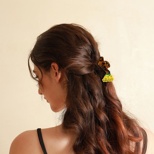 New hair accessories acetic acid grab clips hair clips teenage girls cute shark clip hair grab headdresses
New hair accessories acetic acid grab clips hair clips teenage girls cute shark clip hair grab headdresses