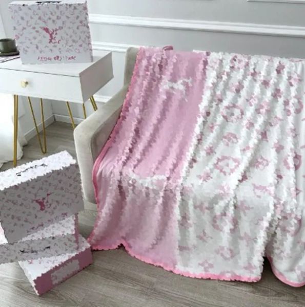 Designer Old wer Printed Classic letter Design color Blanket Office nap travel towel sofa decoration blanket 150200cm with gift box, Beige
Designer Old wer Printed Classic letter Design color Blanket Office nap travel towel sofa decoration blanket 150200cm with gift box, Beige