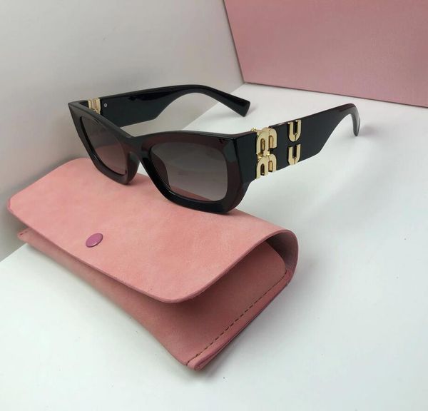 miumius sunglasses ladies designer s womens sunglasses oval frame glasses hot selling property Metal legs miu letter design eyeglasses square shades QT38
miumius sunglasses ladies designer s womens sunglasses oval frame glasses hot selling property Metal legs miu letter design eyeglasses square shades QT38
