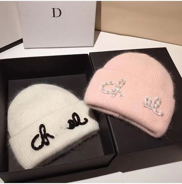 Women's rabbit hair wool cap luxury fashion designer knit cap fall and winter casual versatile knit cap letters LOGO high-grade designer hats birthday gift, Grey
Women's rabbit hair wool cap luxury fashion designer knit cap fall and winter casual versatile knit cap letters LOGO high-grade designer hats birthday gift, Grey