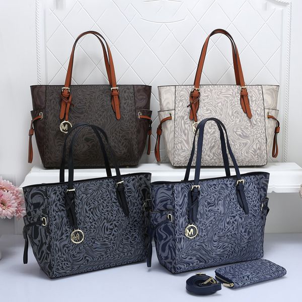 Designer Tote Bag Womens Fashion Handbags Luxury High-Capacity Shopping Totes Classic Letters Shoulder Bag Casual Leather Handbag 44cm, White
Designer Tote Bag Womens Fashion Handbags Luxury High-Capacity Shopping Totes Classic Letters Shoulder Bag Casual Leather Handbag 44cm, White