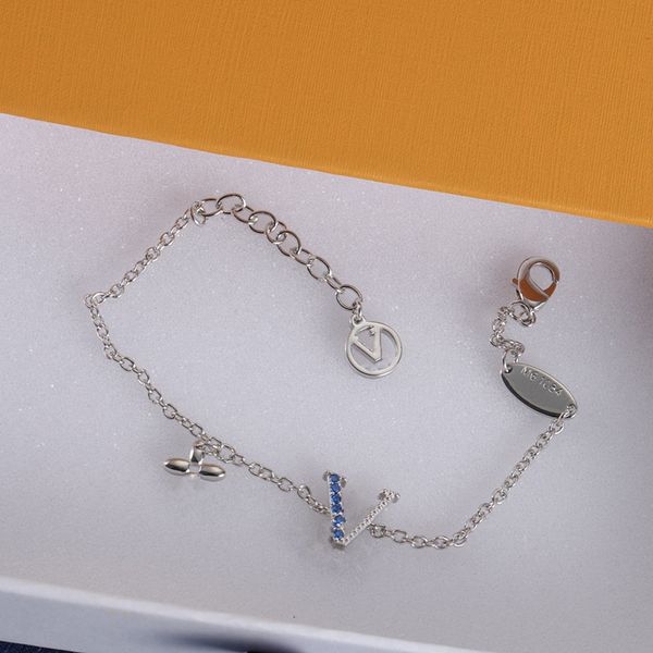 with BOX Designer Bracelets Blue Diamond Fashion Simple L Women's Charm Bracelet Suitable for Social Gatherings Gifts Engagement Sier Color
with BOX Designer Bracelets Blue Diamond Fashion Simple L Women's Charm Bracelet Suitable for Social Gatherings Gifts Engagement Sier Color