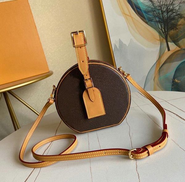 10A Designer Women Shoulder Bags Luxury Mini Cosmetic Makeup Bag Genuine Leather Handbag Purse 17.5CM With Box, Red
10A Designer Women Shoulder Bags Luxury Mini Cosmetic Makeup Bag Genuine Leather Handbag Purse 17.5CM With Box, Red