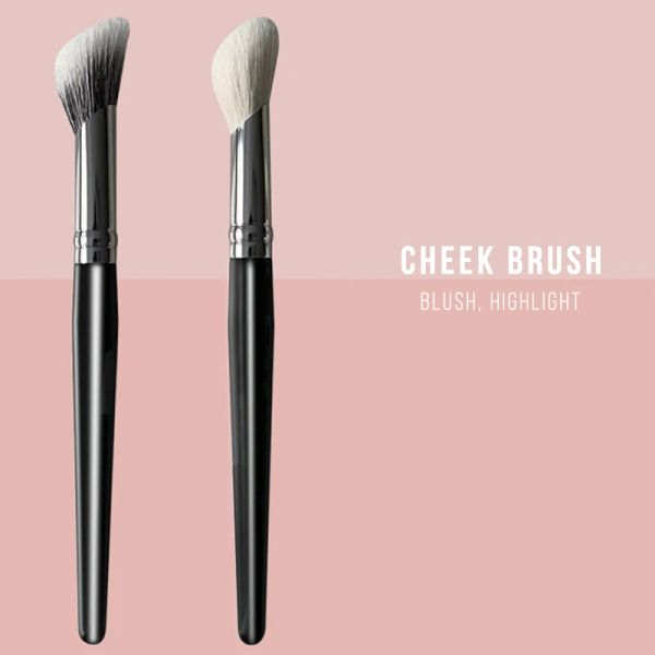 

Slanted Cheek Blush Powder Highlight Makeup Brush Soft Goat Hair Cosmetic Tool Medium-sized Multi-purpose for Sculpting, Cheek highlight brush
