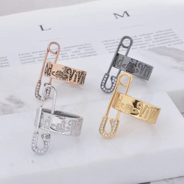 Luxury Fashion Designer Rings Personalized Paperclip Saturn Ring Hip Hop Punk Style Women's Rings Four Colors Available Holiday Gift
Luxury Fashion Designer Rings Personalized Paperclip Saturn Ring Hip Hop Punk Style Women's Rings Four Colors Available Holiday Gift