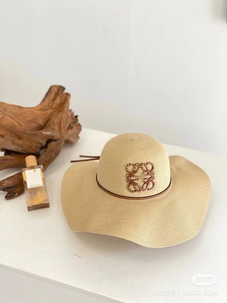 Luxury Fashion Designer Straw Hat Spring and Autumn Women's Embroidered Bucket Hat Wide Brim Hat Summer Sun Shade Sunscreen Beach Hat Fashion Designer Hat, Khaki
Luxury Fashion Designer Straw Hat Spring and Autumn Women's Embroidered Bucket Hat Wide Brim Hat Summer Sun Shade Sunscreen Beach Hat Fashion Designer Hat, Khaki