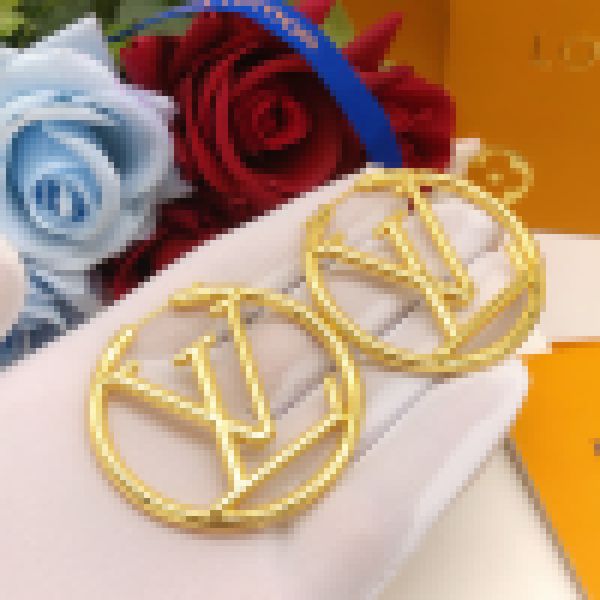 

Designer Hoop Earrings Womens 18k Gold Plating Dupes Branded Fashion Popular New With Box Wife Mothers Luxury Jewelry Girl Valentines Day Gift 5A Quality Best Copys
