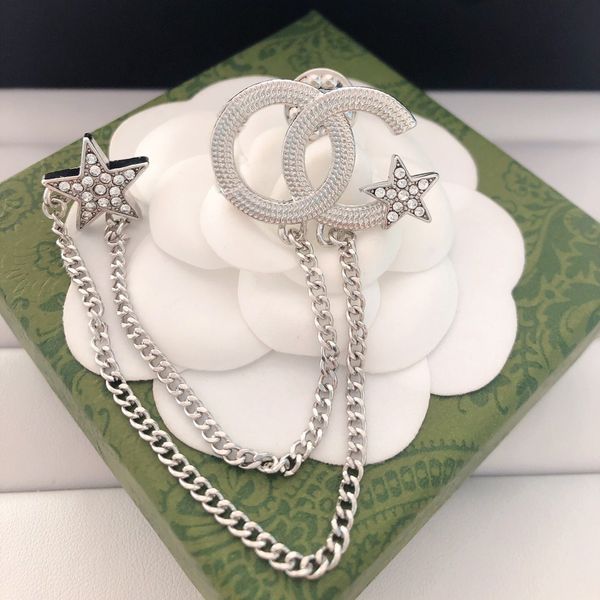 Brand Crystal Brooch Pins Designer Brooches Fashion Pearl 18K Gold Plated Jewelry Womens Mens Pin
Brand Crystal Brooch Pins Designer Brooches Fashion Pearl 18K Gold Plated Jewelry Womens Mens Pin