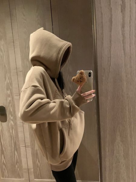 Sweatshirt Hooded Designer Fall and Winter New Women's Monogrammed Fleece Embroidered Casual Sports Jacket, Brown
Sweatshirt Hooded Designer Fall and Winter New Women's Monogrammed Fleece Embroidered Casual Sports Jacket, Brown