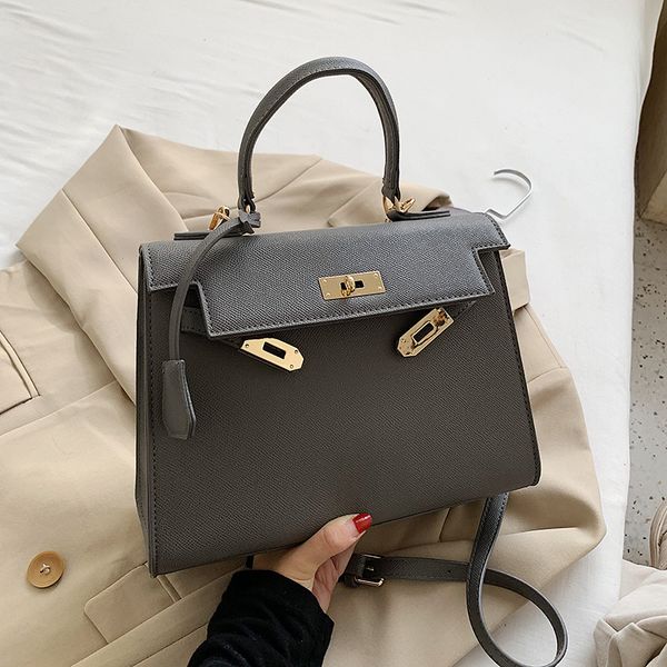 sales women shoulder bag 6 colors simple and versatile solid color thick leather handbag classic lychee handbags elegant atmosphere gold buckle messenger bags 8238, Clear
sales women shoulder bag 6 colors simple and versatile solid color thick leather handbag classic lychee handbags elegant atmosphere gold buckle messenger bags 8238, Clear