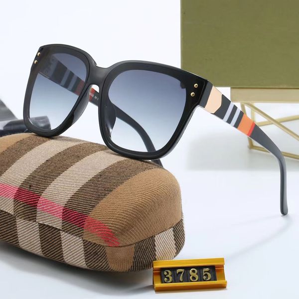 Desingers Cool Sunglasses Luxurys classic Lens Men Women outdoor tour driving Party Retro Fashion Beach Sun Glass Vacation
Desingers Cool Sunglasses Luxurys classic Lens Men Women outdoor tour driving Party Retro Fashion Beach Sun Glass Vacation