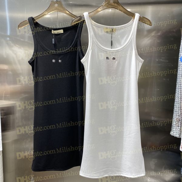 2024 Women Designer Tanks Embroidered Dress Miu Letter Tops Tees 
2024 Women Designer Tanks Embroidered Dress Miu Letter Tops Tees