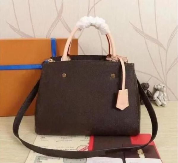 

2022 Luxury Designer Women Fashion Shoulder Bags Hasp Messenger Handbag CrossBody Clutch party prom discoloration Large space brand Trunk Ha, Black