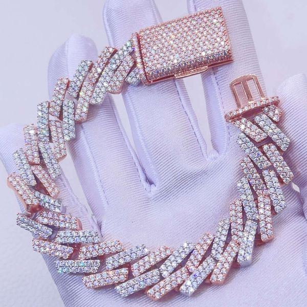 Elegant Moissanite Cuban Link Chain Necklace: 10K Solid Gold Brilliance With Dazzling Sparkle
Elegant Moissanite Cuban Link Chain Necklace: 10K Solid Gold Brilliance With Dazzling Sparkle