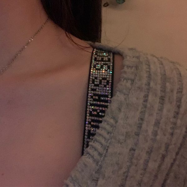 Rhinestone Bra Strap Beha-bandjes strap Detachable Adjustable strap blingbling vs sexy bra sets Strap briefs Bras Strap inlaid diamond looped shoulder strap
Rhinestone Bra Strap Beha-bandjes strap Detachable Adjustable strap blingbling vs sexy bra sets Strap briefs Bras Strap inlaid diamond looped shoulder strap