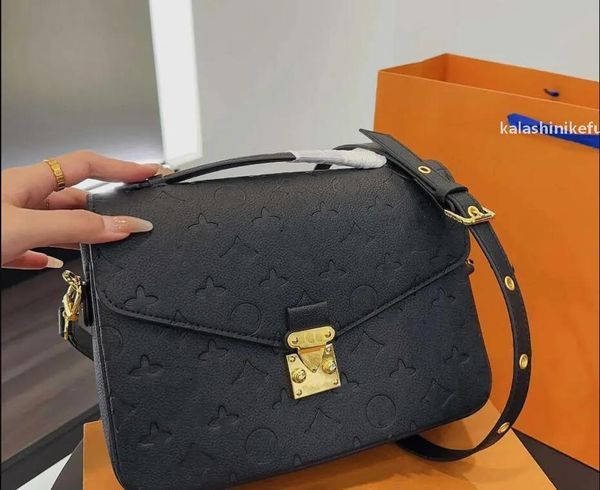 5AWomen Luxurys Designers bag Embossings flower pochettes Women Handbag Messengers vintage Bags Genuine Leather METIS Elegant Womens Shoulde, White plaid
5AWomen Luxurys Designers bag Embossings flower pochettes Women Handbag Messengers vintage Bags Genuine Leather METIS Elegant Womens Shoulde, White plaid