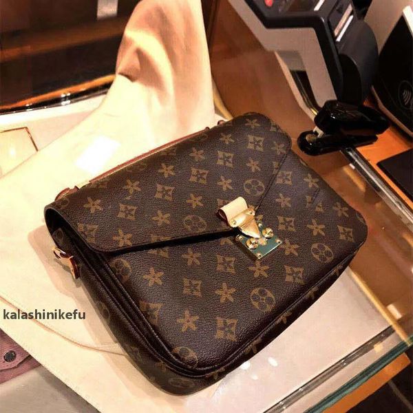 6A Cassic Famous Designer Bag messenger bag Pu Leather Fashion Luxury Women Crossbody Purse Multi Pochette Handbags Purses Shoulder Casual H, Brown flower
6A Cassic Famous Designer Bag messenger bag Pu Leather Fashion Luxury Women Crossbody Purse Multi Pochette Handbags Purses Shoulder Casual H, Brown flower