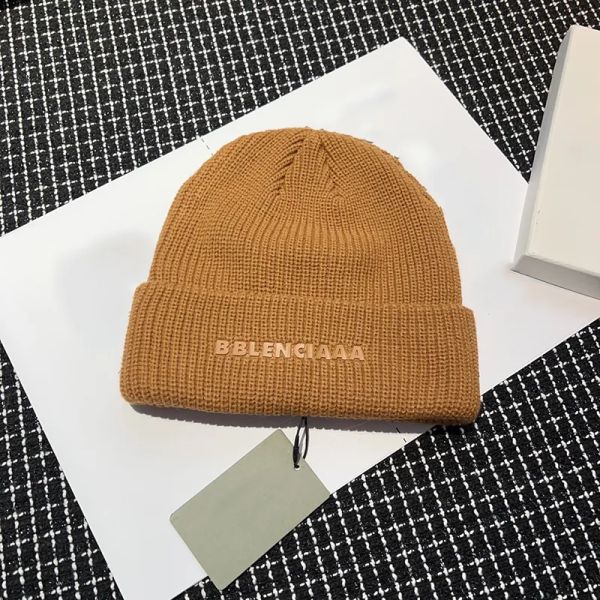 

2024 Designer Beanie Luxury Bonnet Letter Warm Knitted Hat Men and Women Breathable Soft and Comfortable Trend Advanced Sense High End Atmosphere Hundred with Cap, No.6