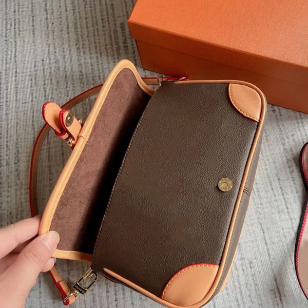 Designers Handbags Bags Luxury Lady Shoulder Bag Brand Tote Bag Fashion Women Crossbody Wallet, Color 01
Designers Handbags Bags Luxury Lady Shoulder Bag Brand Tote Bag Fashion Women Crossbody Wallet, Color 01