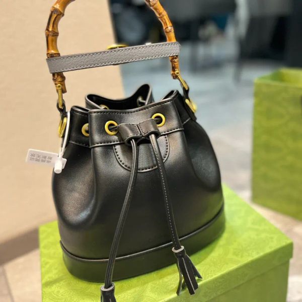 Luxury Bags Designer Bag Handbags Fashion Bamboo Bucket Purse Cross Body Bags Double Letter Shoulder Totes Wallet, Color 01
Luxury Bags Designer Bag Handbags Fashion Bamboo Bucket Purse Cross Body Bags Double Letter Shoulder Totes Wallet, Color 01