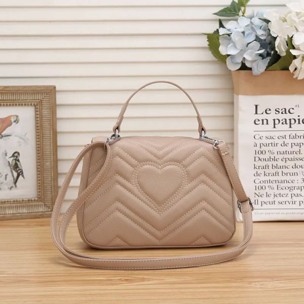 Luxury Designers Handbags Marmont Shoulder Bag Women Crossbody PU Leather Handbag Purses Female Messenger Tote Bags, Color 05
Luxury Designers Handbags Marmont Shoulder Bag Women Crossbody PU Leather Handbag Purses Female Messenger Tote Bags, Color 05