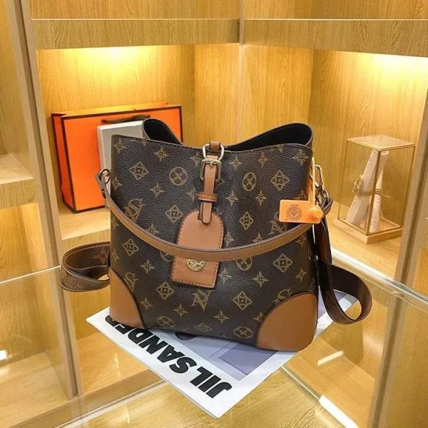 NEONOE MM Designer bags shoulder Crossbody bag Brown flower Luxurys handbags women purses designer woman handbag bucket bags totes drawstrin, White flowers
NEONOE MM Designer bags shoulder Crossbody bag Brown flower Luxurys handbags women purses designer woman handbag bucket bags totes drawstrin, White flowers