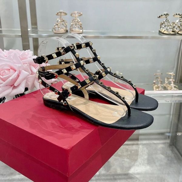 Designer Sandals Woman Rivets Flat Bottom Wedding Shoes Genuine Leather Black Matte Three Belts Flip Sandal Red Dust Bag 35-44, All black matte
Designer Sandals Woman Rivets Flat Bottom Wedding Shoes Genuine Leather Black Matte Three Belts Flip Sandal Red Dust Bag 35-44, All black matte
