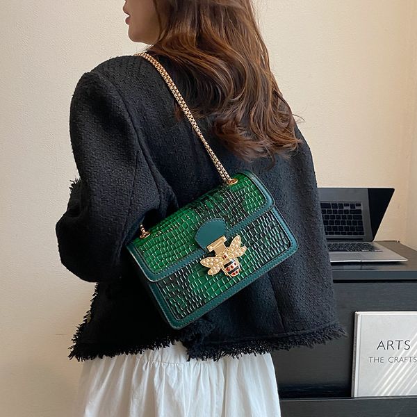 Factory wholesale women shoulder bag 5 colors sweet lady diamond chain bag elegant atmosphere crocodile handbag personality trend embossed leather backpack, Black
Factory wholesale women shoulder bag 5 colors sweet lady diamond chain bag elegant atmosphere crocodile handbag personality trend embossed leather backpack, Black