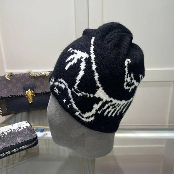 Men's Women's Knit Hat Winter Hat Fashion Designer Knit Hat Men's Beanies Brimless Casual Hat
Men's Women's Knit Hat Winter Hat Fashion Designer Knit Hat Men's Beanies Brimless Casual Hat