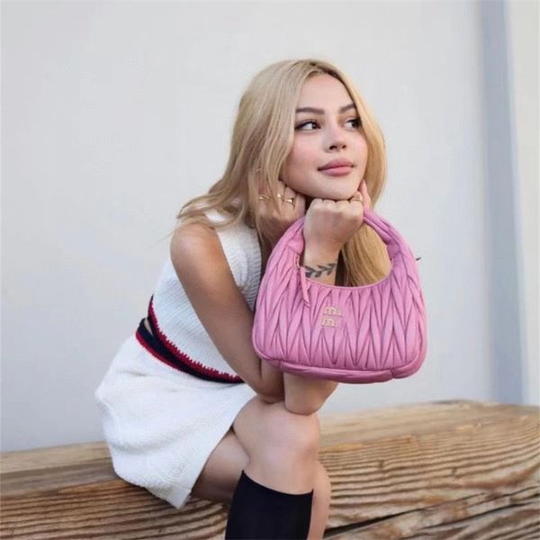 Evening Bag Women, Fashion Popular Cloud Bag Shoulder Bag Luxury Designer Women's Bag Macaroon Colour Matching Holiday Gift
Evening Bag Women, Fashion Popular Cloud Bag Shoulder Bag Luxury Designer Women's Bag Macaroon Colour Matching Holiday Gift