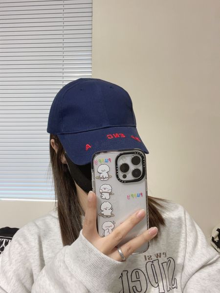 Luxury fashion designer baseball cap men women outdoor leisure ball cap four seasons couple ball cap hundred with good-looking
Luxury fashion designer baseball cap men women outdoor leisure ball cap four seasons couple ball cap hundred with good-looking