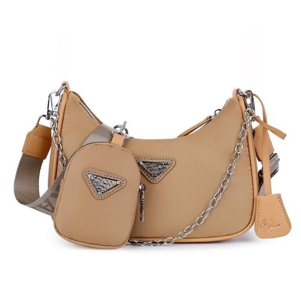 Unisex Crossbody Bag Classic Triangle Logo Chain Bag Solid Color Shoulder Bags Waterproof fabric Versatile Durable Comes with Phone Wallet Simple and Practical
Unisex Crossbody Bag Classic Triangle Logo Chain Bag Solid Color Shoulder Bags Waterproof fabric Versatile Durable Comes with Phone Wallet Simple and Practical