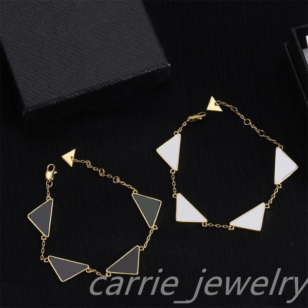 Womens Designer Bracelet Classic Triangle Bracelets Unisex 4 Colors Jewelry Link Chain Available High Quality
Womens Designer Bracelet Classic Triangle Bracelets Unisex 4 Colors Jewelry Link Chain Available High Quality