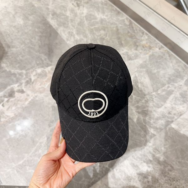 Fashion Ball Caps Designer Summer Cap Grid Design Colourful Hats for Man Woman 4 Color, C1
Fashion Ball Caps Designer Summer Cap Grid Design Colourful Hats for Man Woman 4 Color, C1