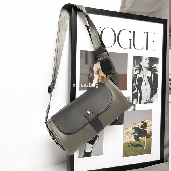 Wholesale new cylindrical shoulder crossbody bag for men and women Crazy Horse PU chest bag leather bag personalized and convenient mobile phone bag, Black
Wholesale new cylindrical shoulder crossbody bag for men and women Crazy Horse PU chest bag leather bag personalized and convenient mobile phone bag, Black