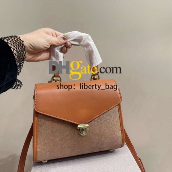 Popular bag Designer Bag Cosmetic Bag New Brand Name Bag Luxury Bag Tote bag suitable for travel high quality, Cream
Popular bag Designer Bag Cosmetic Bag New Brand Name Bag Luxury Bag Tote bag suitable for travel high quality, Cream