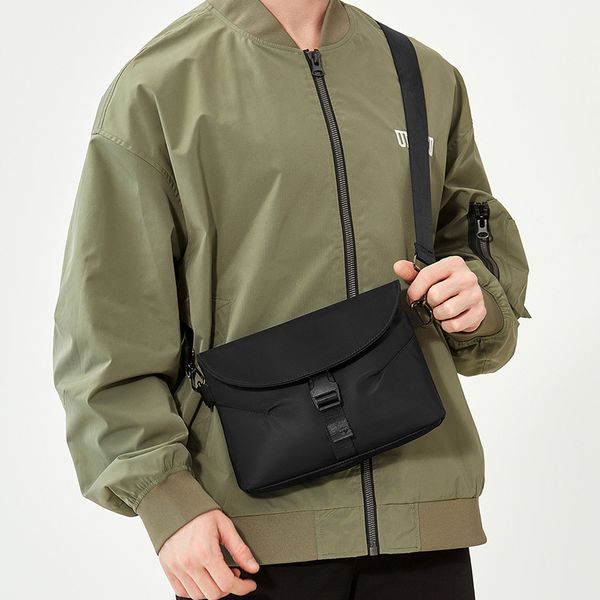 Men's crossbody bag small bag summer sports shoulder bag men's trendy brand backpack single shoulder mobile phone trendy casual bag men's style, Black 
Men's crossbody bag small bag summer sports shoulder bag men's trendy brand backpack single shoulder mobile phone trendy casual bag men's style, Black