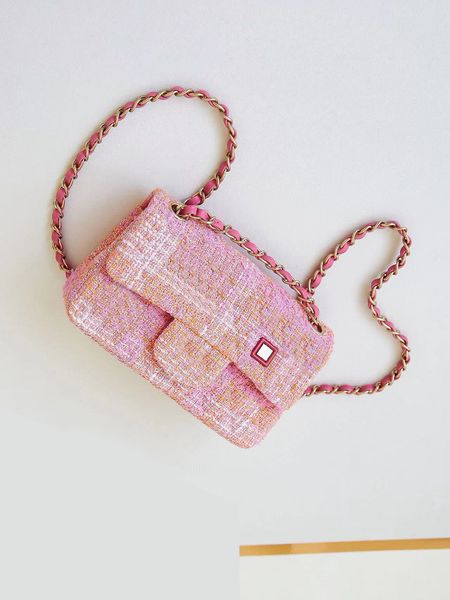 Designers New High-quality Crossbody Bag Classic Womens Underarm Handbag Cotton Linen Leather Mirror Quality, 11:1
Designers New High-quality Crossbody Bag Classic Womens Underarm Handbag Cotton Linen Leather Mirror Quality, 11:1